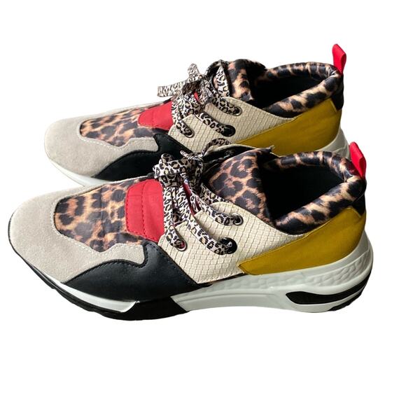 STEVE MADDEN Sneaker Women’s Size 10 Leopard Cliff Leather Safari - Picture 1 of 10